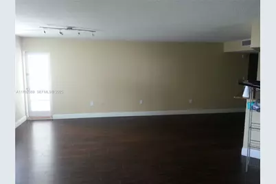 2750 NE 183rd St #2607, Aventura, FL 33160 - Photo 2