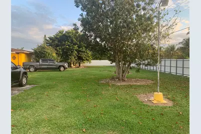 24105 SW 124th Ave, Homestead, FL 33032 - Photo 6