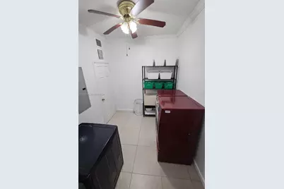 1860 NW 107th St, Miami, FL 33167 - Photo 38