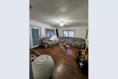 1860 NW 107th St, Miami, FL 33167 - Photo 28