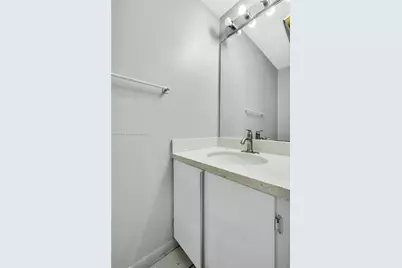 412 NW 108th Ter, Pembroke Pines, FL 33026 - Photo 18