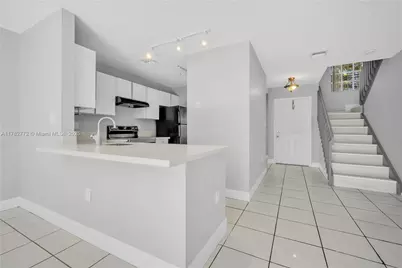 412 NW 108th Ter, Pembroke Pines, FL 33026 - Photo 26
