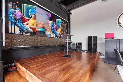 10648 Fountainbleau  Blvd, Miami, FL 33172 - Photo 8