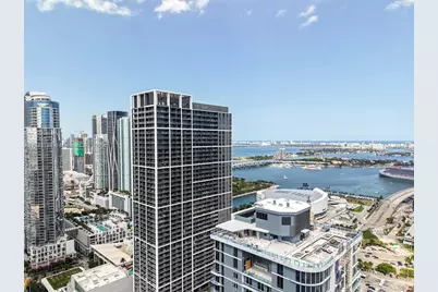 601 NE 1st Ave #4005, Miami, FL 33132 - Photo 2