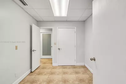 3816 Hollywood Blvd #2, Hollywood, FL 33021 - Photo 2