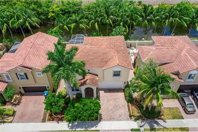 922 NW 127th Ave, Coral Springs, FL 33071 - Photo 2