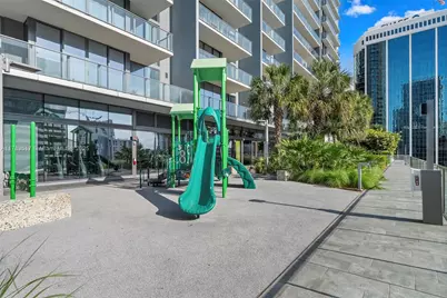 88 SW 7th St #809, Miami, FL 33130 - Photo 40