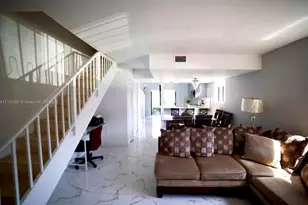 1380 W 41st St, Hialeah, FL 33012 - Photo 6