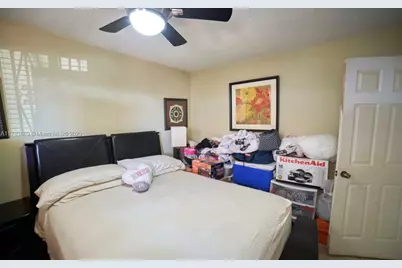 1380 W 41st St #102, Hialeah, FL 33012 - Photo 14