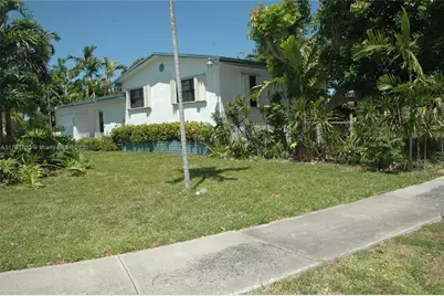 761 NW 197th Ter, Miami Gardens, FL 33169 - Photo 1