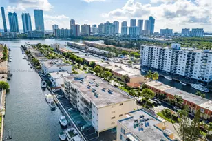 3665 NE 167th St, North Miami Beach, FL 33160 - Photo 44