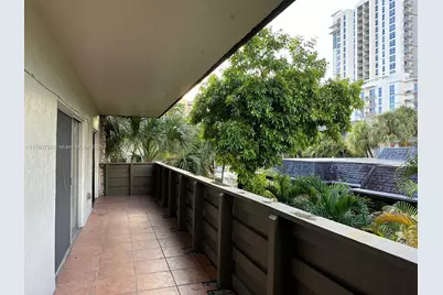 8335 SW 72nd Ave #202D, Miami, FL 33143 - Photo 4