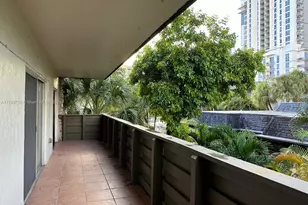 8335 SW 72nd Ave, Miami, FL 33143 - Photo 4