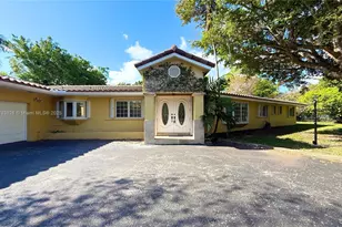 6282 SW 133rd St, Pinecrest, FL 33156 - Photo 4