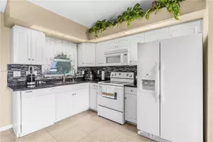 421 NW 20th Pl, Cape Coral, FL 33993 - Photo 12