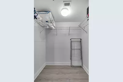 1200 Brickell Bay Dr #1723, Miami, FL 33131 - Photo 8