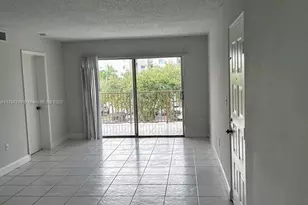 15201 SW 80th St, Miami, FL 33193 - Photo 6