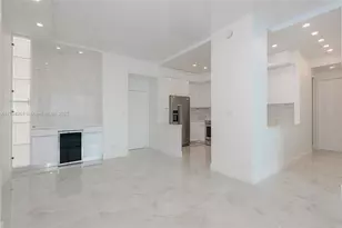 100 Bayview Dr, Sunny Isles Beach, FL 33160 - Photo 8