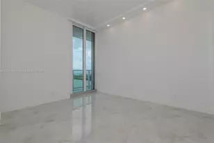 100 Bayview Dr, Sunny Isles Beach, FL 33160 - Photo 14
