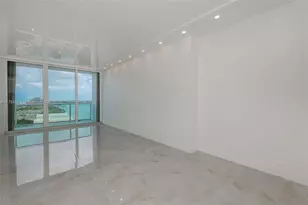 100 Bayview Dr, Sunny Isles Beach, FL 33160 - Photo 2