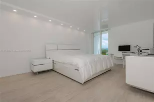 100 Bayview Dr, Sunny Isles Beach, FL 33160 - Photo 20
