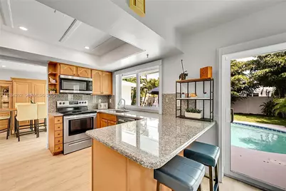 2133 NE 63rd Ct, Fort Lauderdale, FL 33308 - Photo 18