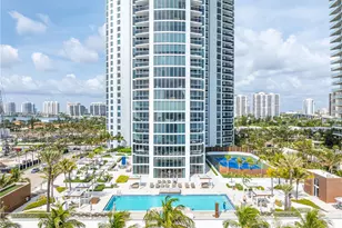 18911 Collins Ave, Sunny Isles Beach, FL 33160 - Photo 24