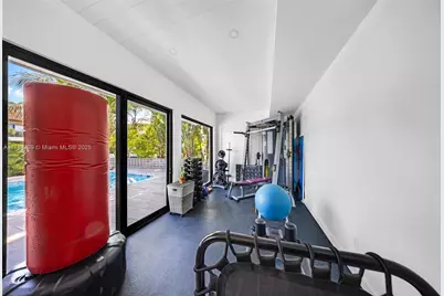 1141 NE 90th St, Miami, FL 33138 - Photo 46