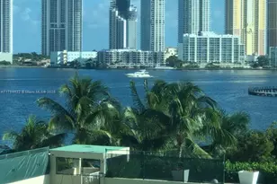 3370 Hidden Bay Dr, Aventura, FL 33180 - Photo 16