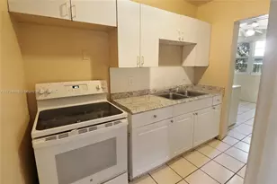 723 NW 15th Way, Fort Lauderdale, FL 33311 - Photo 8