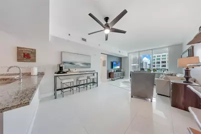 951 Brickell Ave #3201, Miami, FL 33131 - Photo 6