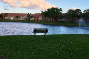 419 SW Natura Ave, Deerfield Beach, FL 33441 - Photo 18