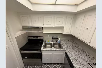 1535 SE 15th St #202, Fort Lauderdale, FL 33316 - Photo 2