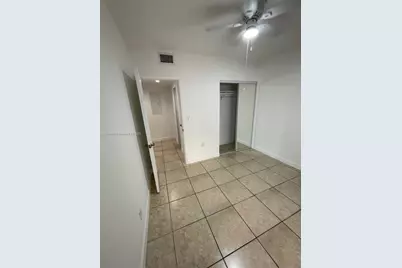 271 NW 57th Ct, Miami, FL 33126 - Photo 28