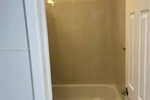 271 NW 57th Ct, Miami, FL 33126 - Photo 16