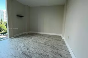 3370 Hidden Bay Dr, Aventura, FL 33180 - Photo 18