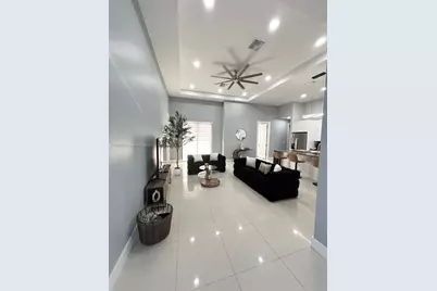 314 Chiquita Blvd N, Cape Coral, FL 33993 - Photo 2