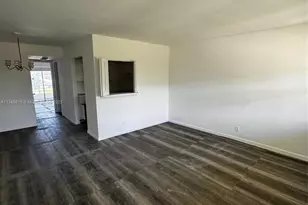 42 Sheffield B, West Palm Beach, FL 33417 - Photo 1