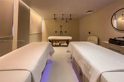 159 NE 6th St #3701, Miami, FL 33132 - Photo 68