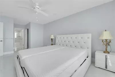 300 Bayview Dr #1606, Sunny Isles Beach, FL 33160 - Photo 20