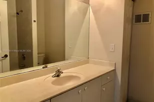 2733 NE 3rd Ct, Homestead, FL 33033 - Photo 10