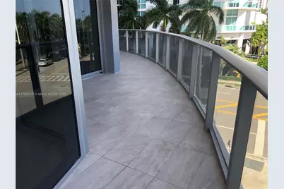 488 NE 18th St #215, Miami, FL 33132 - Photo 6