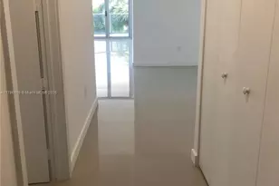 488 NE 18th St, Miami, FL 33132 - Photo 10