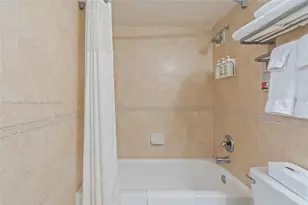 19201 Collins Ave, Sunny Isles Beach, FL 33160 - Photo 26