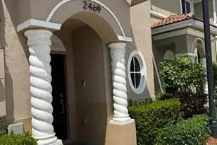 2469 SE 10th St, Homestead, FL 33035 - Photo 1
