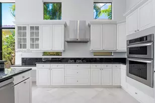 17937 Villa Club Way, Boca Raton, FL 33496 - Photo 8