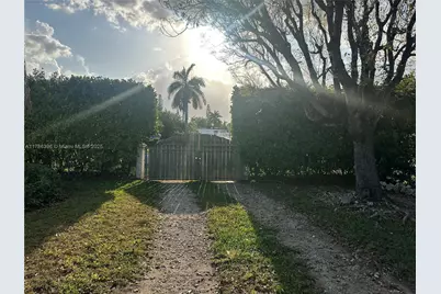 29035 Maine Rd, Homestead, FL 33033 - Photo 4