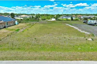 548 Windermere Dr, Lehigh Acres, FL 33972 - Photo 4