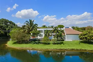 8820 SW 104th St, Miami, FL 33176 - Photo 1
