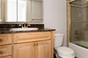 2750 NE 183rd St, Aventura, FL 33160 - Photo 12